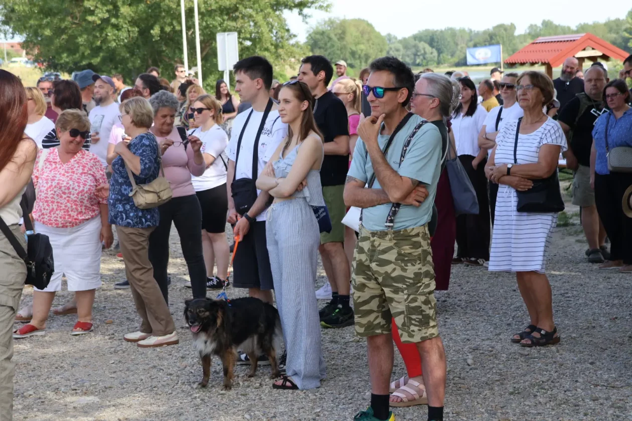 Donja Dubrava Drava se ne trži prosvjedni koncert 30.5.2026 (13) Donja Dubrava Drava se ne trži prosvjedni koncert 30.5.2026 (13)