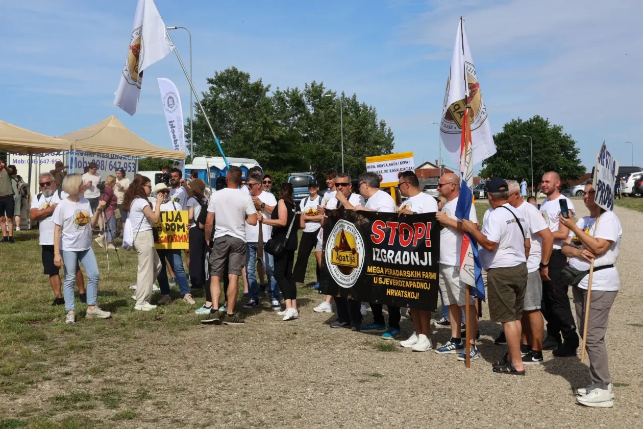 Donja Dubrava Drava se ne trži prosvjedni koncert 30.5.2026 (15) Donja Dubrava Drava se ne trži prosvjedni koncert 30.5.2026 (15)