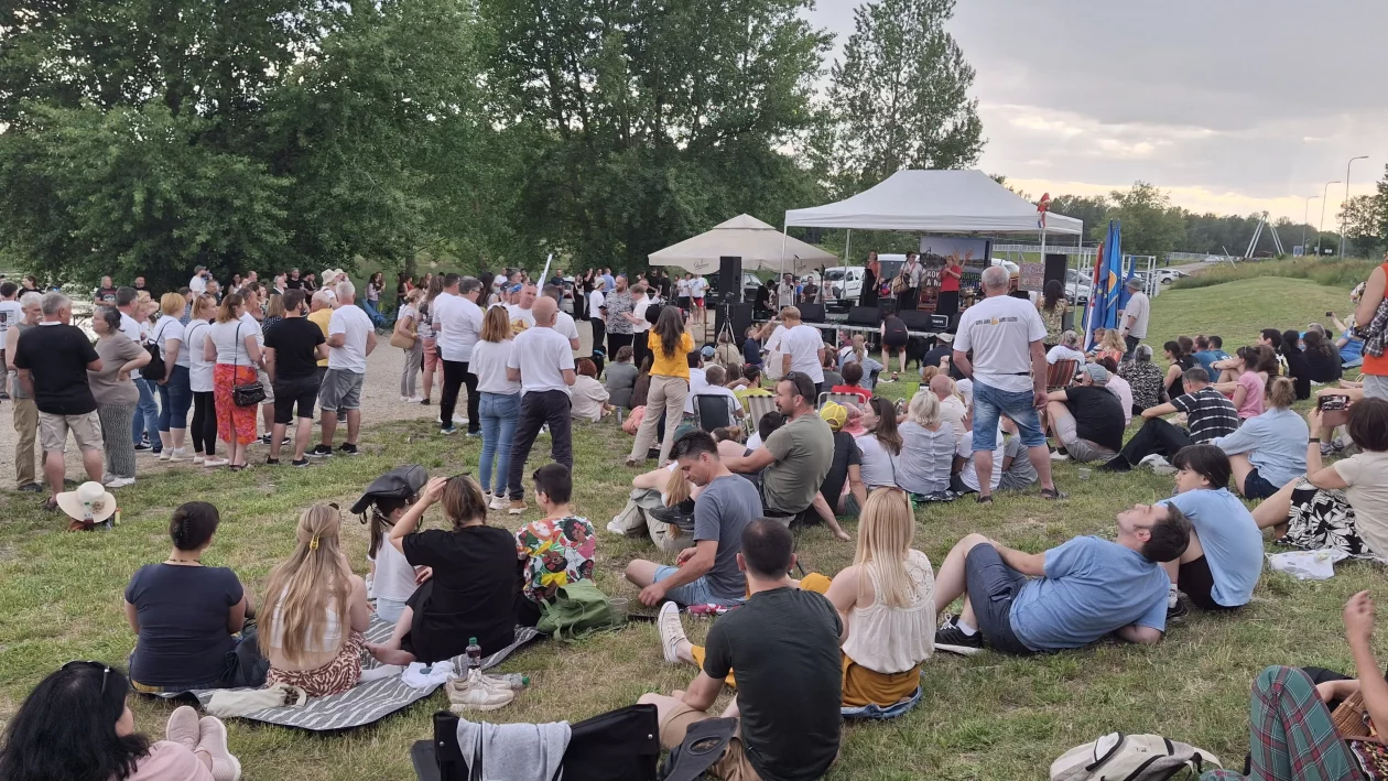 Donja Dubrava Drava se ne trži prosvjedni koncert 30.5.2026 (2) Donja Dubrava Drava se ne trži prosvjedni koncert 30.5.2026 (2)
