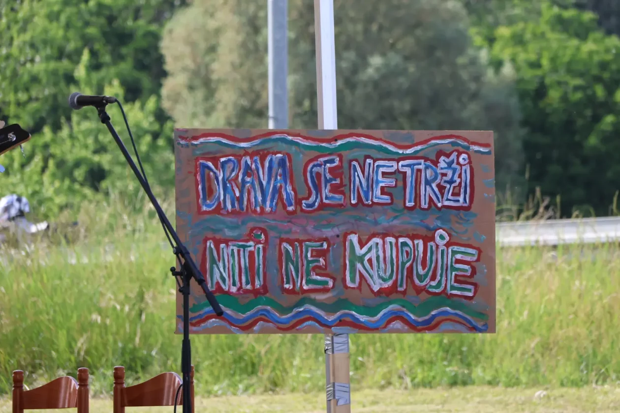 Donja Dubrava Drava se ne trži prosvjedni koncert 30.5.2026 (23) Donja Dubrava Drava se ne trži prosvjedni koncert 30.5.2026 (23)