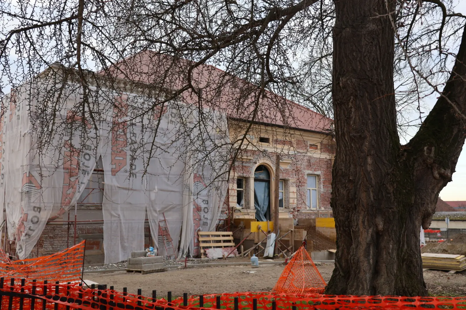 Donja Dubrava, Palača međimurske popevke, obnova, 29.11.2025 (14) Donja Dubrava, Palača međimurske popevke, obnova, 29.11.2025 (14)