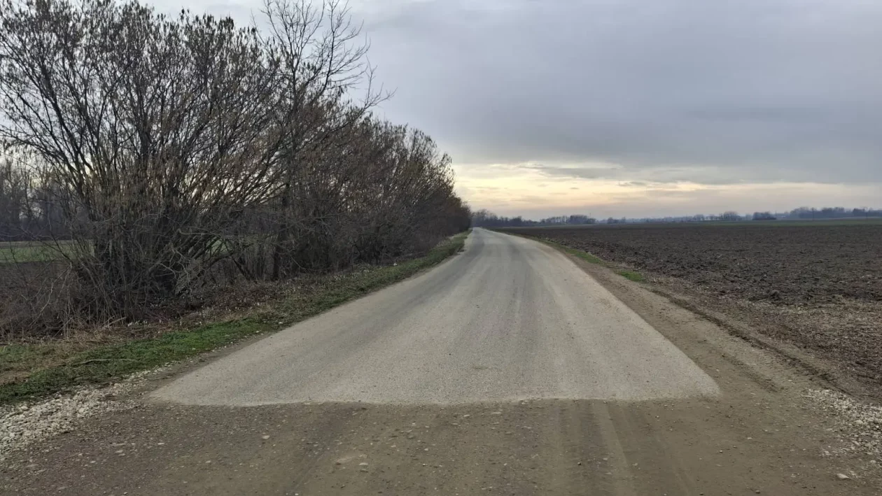 Donja Dubrava, Veliki Pažut, farma pilića (11) Donja Dubrava, Veliki Pažut, farma pilića (11)