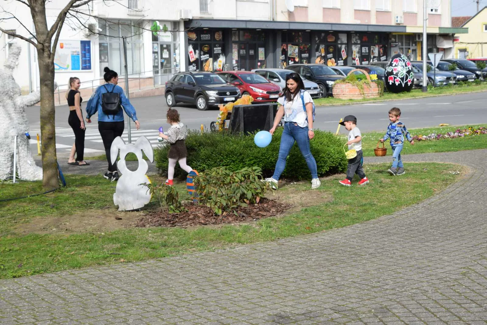 Donja Dubrava – lov na uskršnja jaja (11) Donja Dubrava – lov na uskršnja jaja (11)