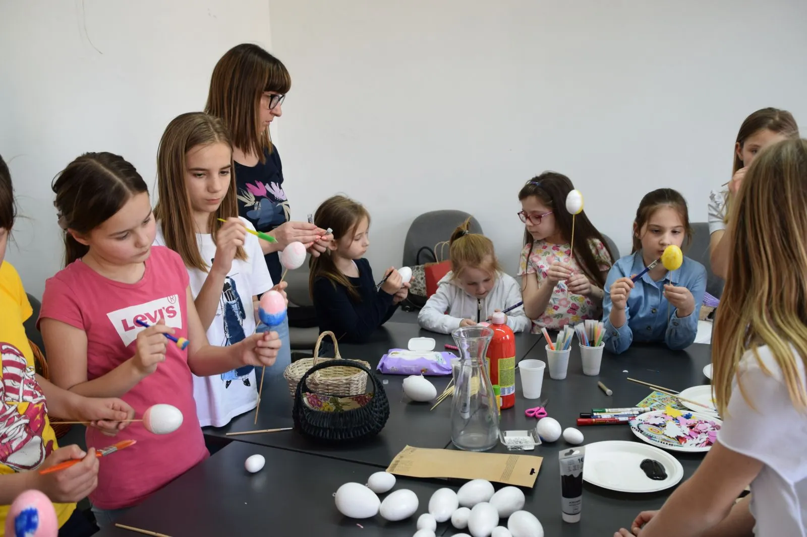 Donja Dubrava – lov na uskršnja jaja (3) Donja Dubrava – lov na uskršnja jaja (3)