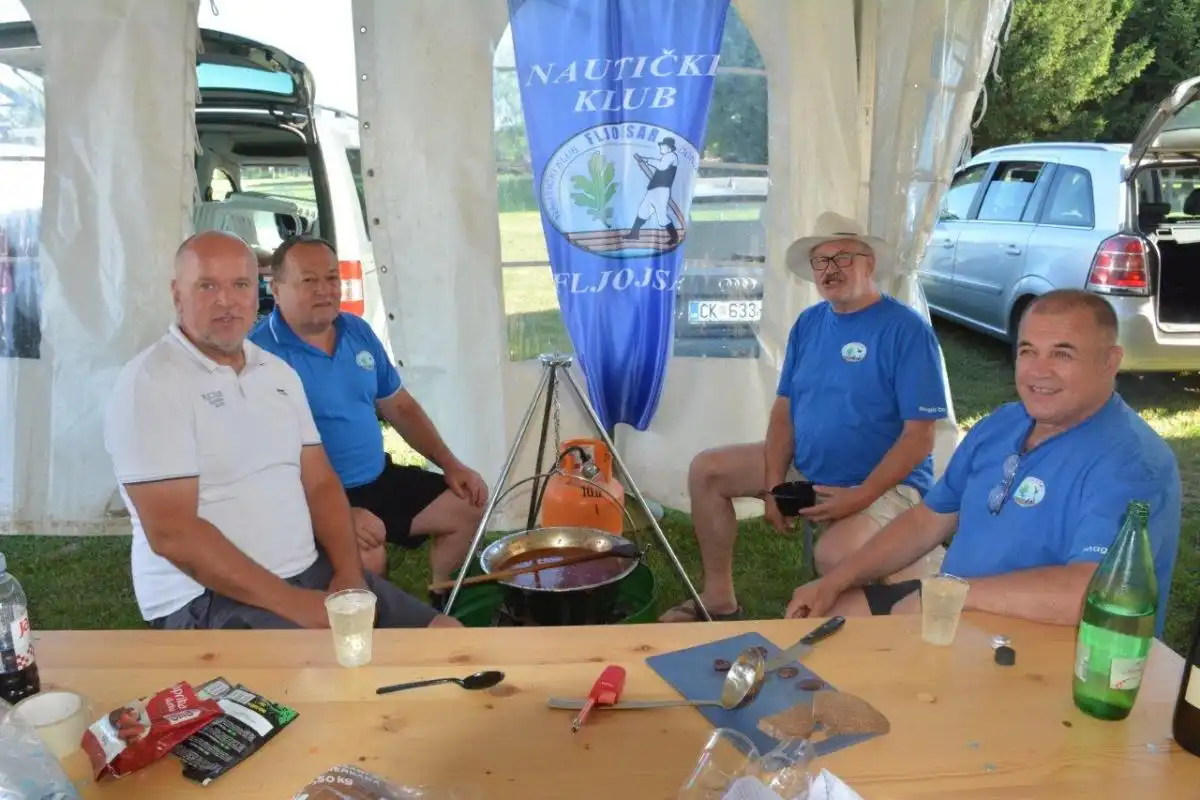 Donja Dubrava natjecanje u kuhanju gulaša 2024 (15) Donja Dubrava natjecanje u kuhanju gulaša 2024 (15)