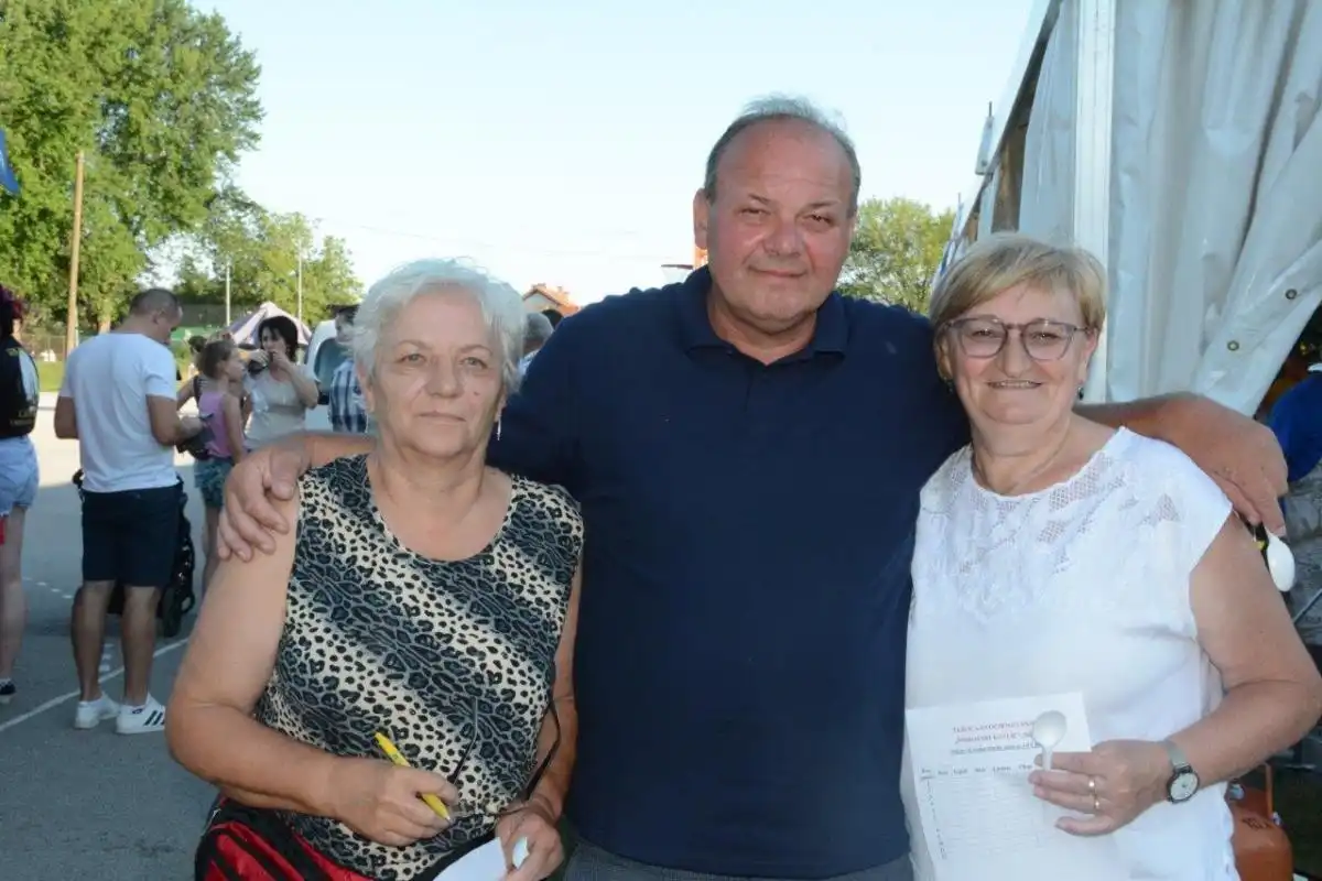 Donja Dubrava natjecanje u kuhanju gulaša 2024 (24) Donja Dubrava natjecanje u kuhanju gulaša 2024 (24)