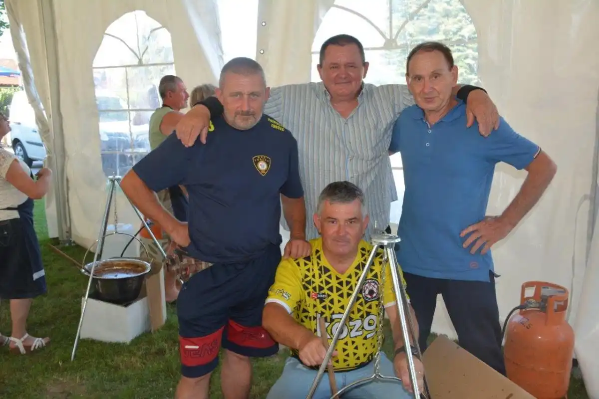 Donja Dubrava natjecanje u kuhanju gulaša 2024 (26) Donja Dubrava natjecanje u kuhanju gulaša 2024 (26)