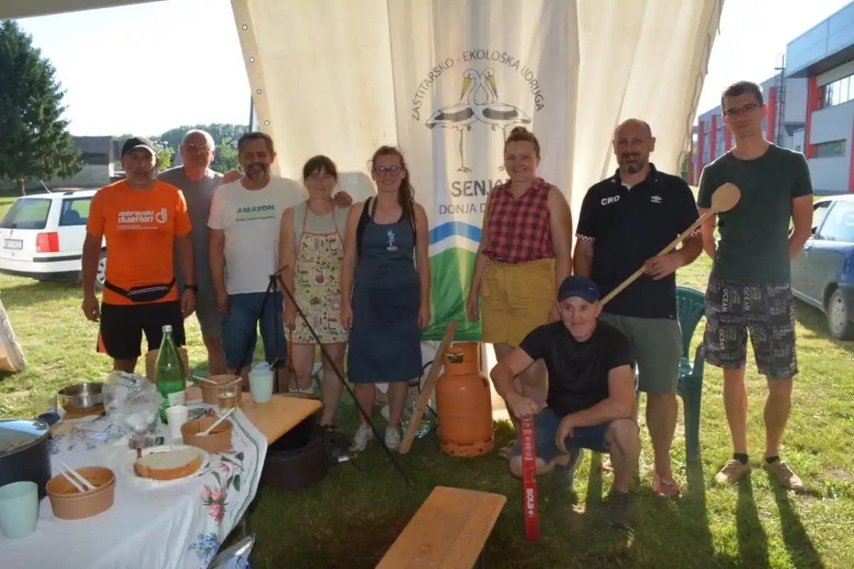 Donja Dubrava natjecanje u kuhanju gulaša 2024 (9) Donja Dubrava natjecanje u kuhanju gulaša 2024 (9)