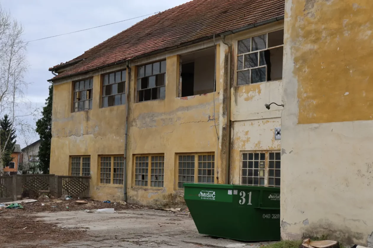 Donja Dubrava stara škola rušenje travanj 2026 (6)