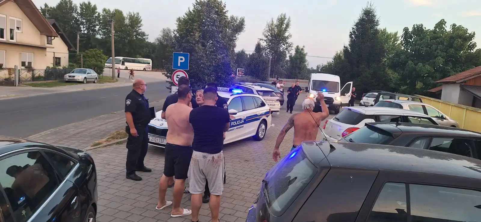 Donja Dubrava – tučnjava (10)