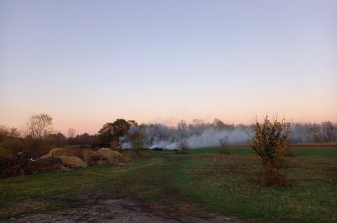 Donji Pustakovec, paljenje otpada, dim, smrad