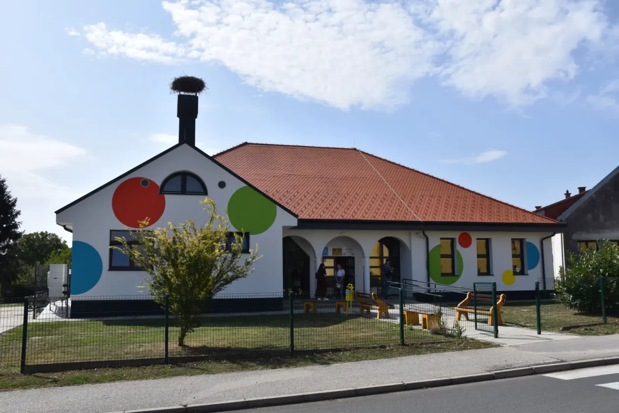 Donji Vidovec, Područna škola, osnovna, energetska obnova (2) Donji Vidovec, Područna škola, osnovna, energetska obnova (2)