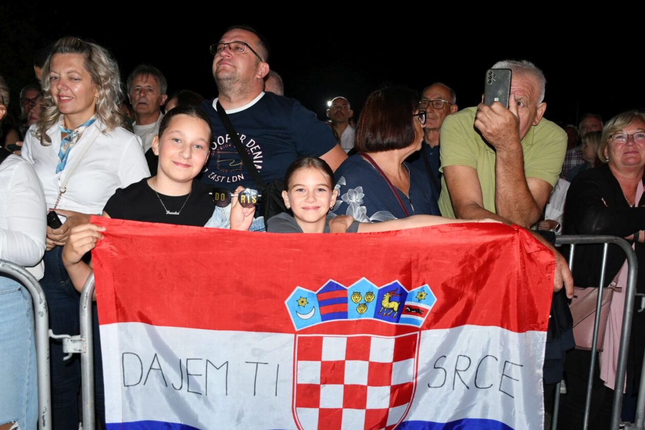 Doris Dragović poircijunkulovo 2025 (41)