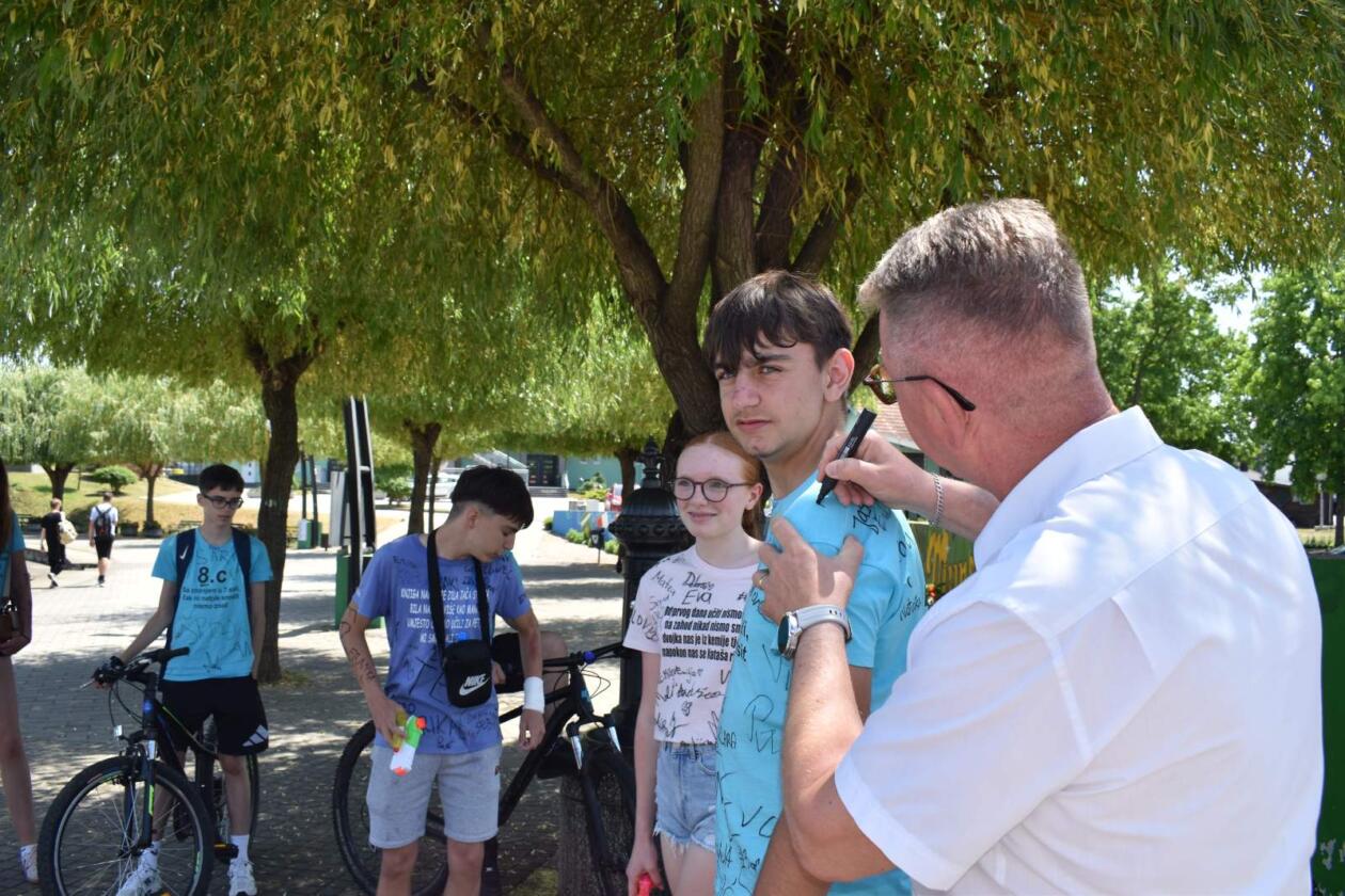 Dražen Srpak majice, Mursko Središće,učenici (2) Dražen Srpak majice, Mursko Središće,učenici (2)