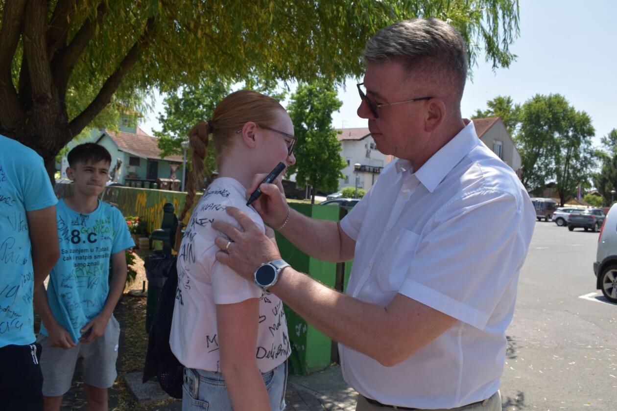 Dražen Srpak majice, Mursko Središće,učenici (4) Dražen Srpak majice, Mursko Središće,učenici (4)