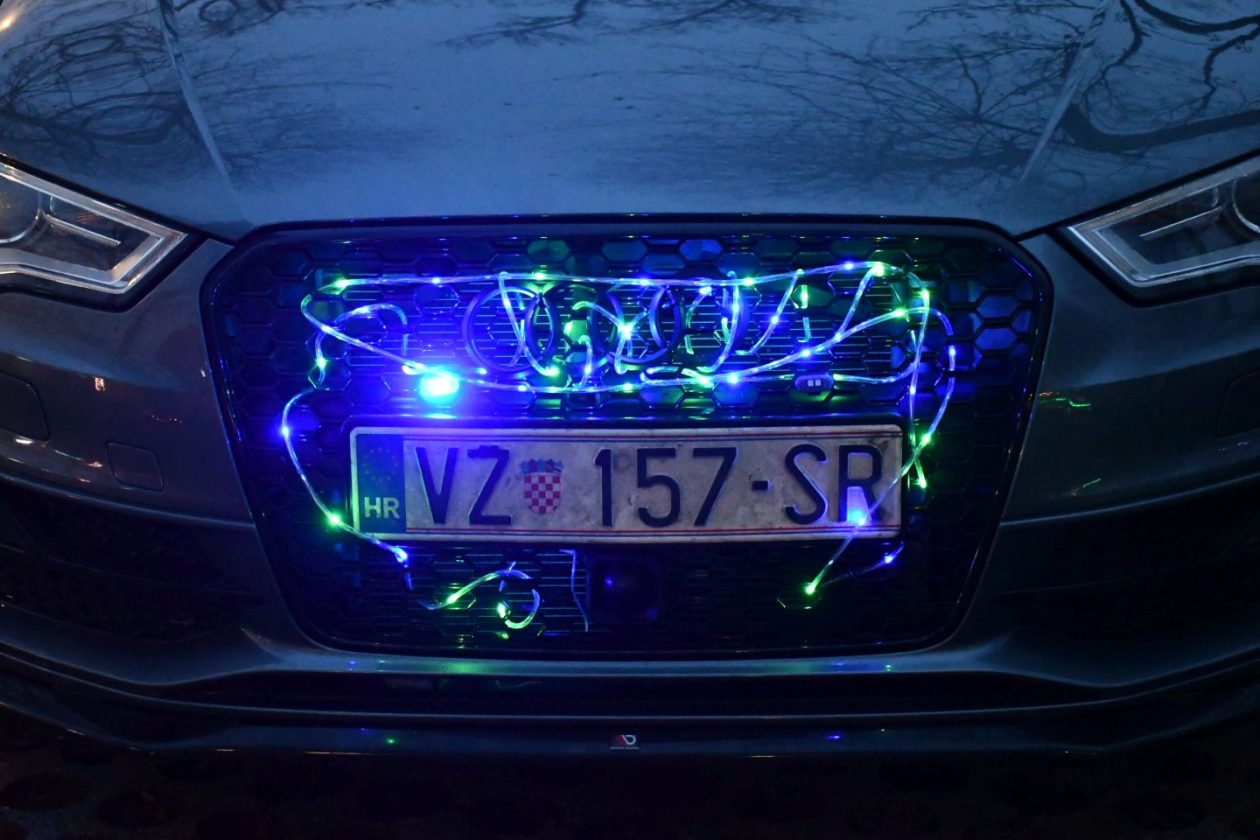 Drugi humanitarni susret automobila advent čakovec 2025 (15)