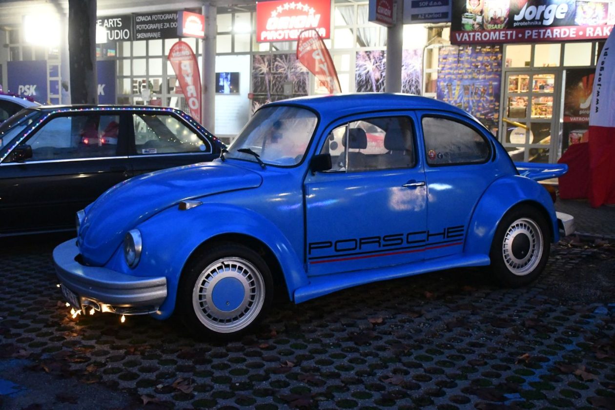 Drugi humanitarni susret automobila advent čakovec 2025 (23)