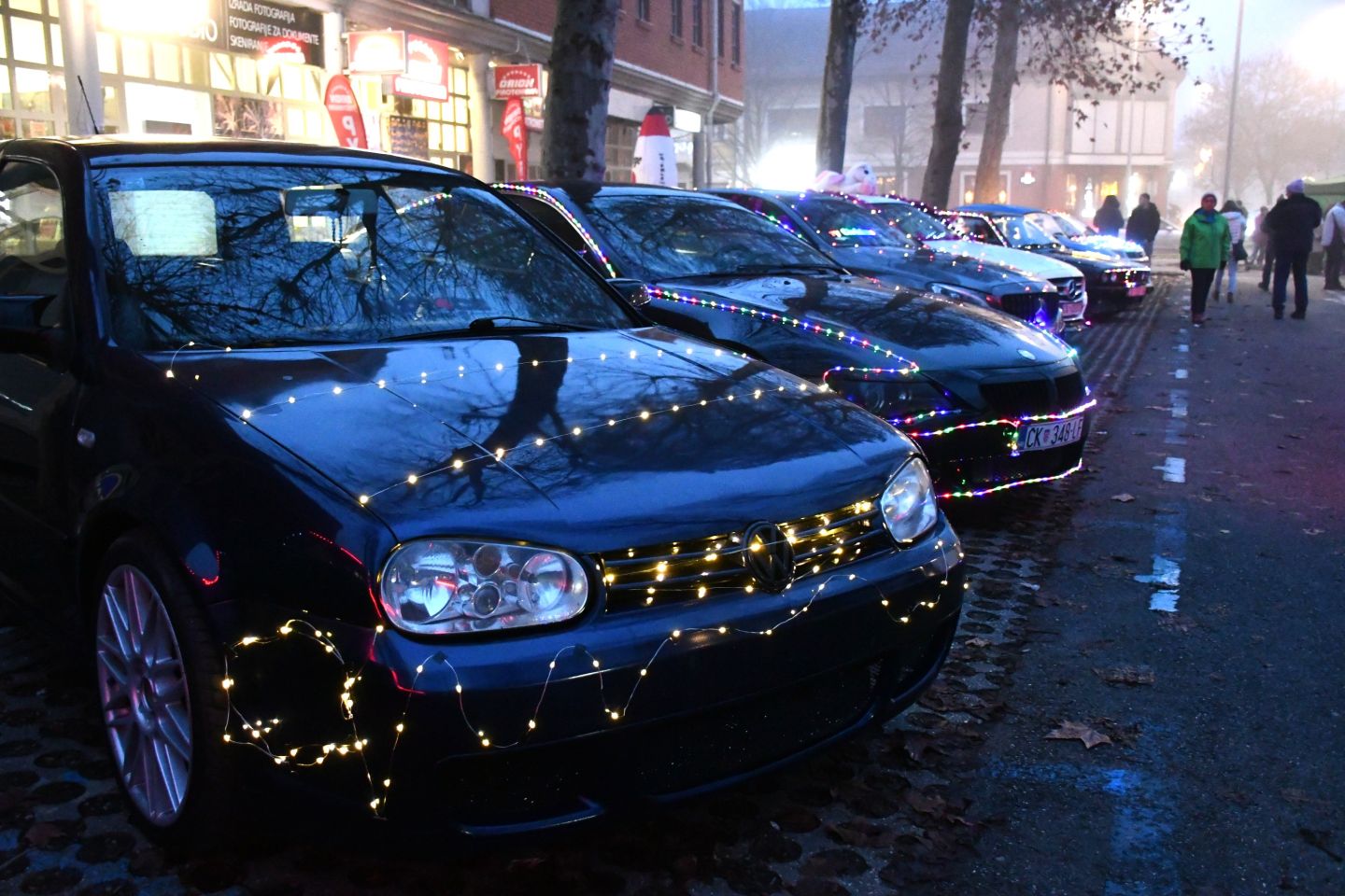 Drugi humanitarni susret automobila advent čakovec 2025 (6)