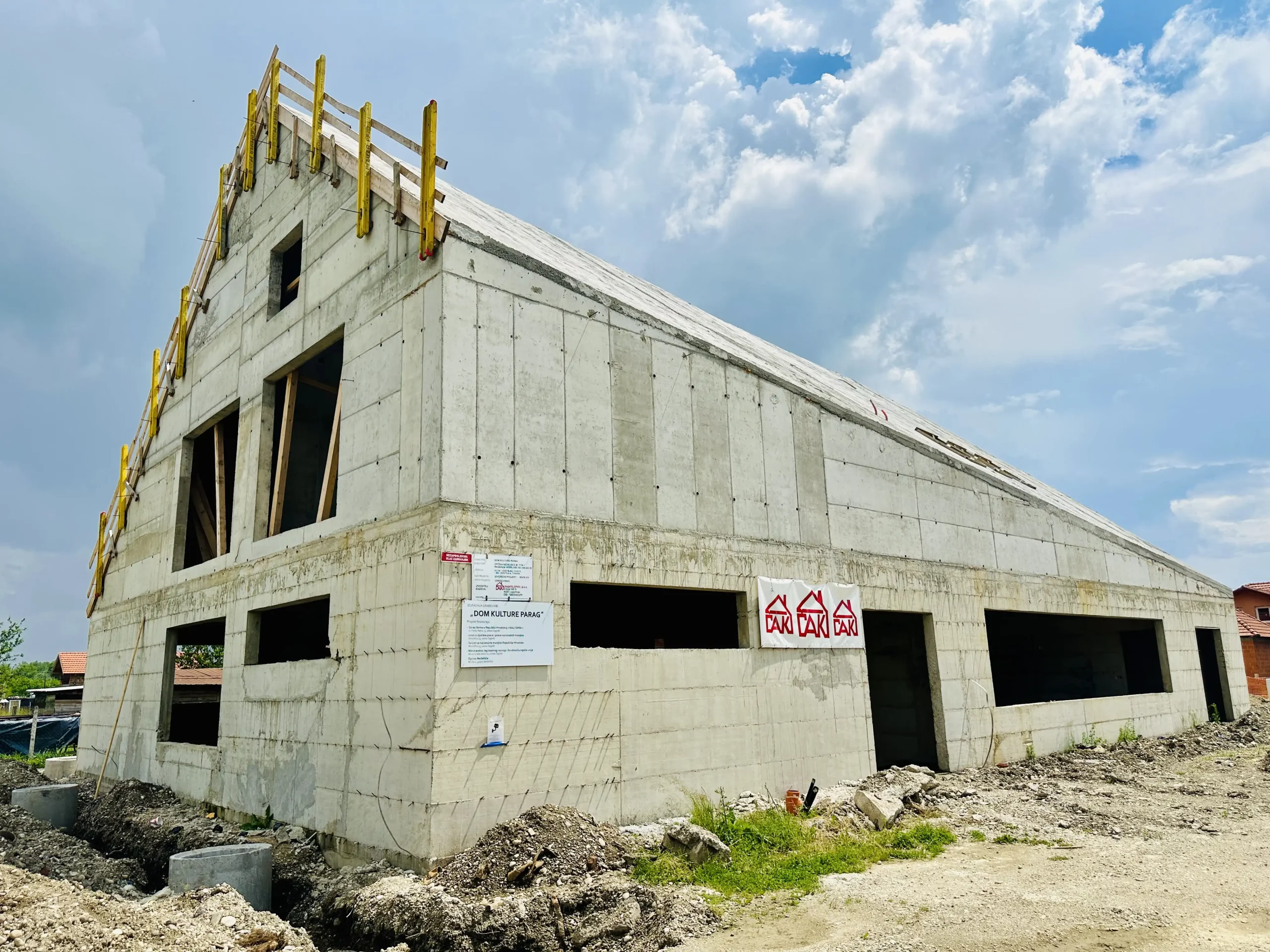 Društveni dom Parag (2) Društveni dom Parag (2)