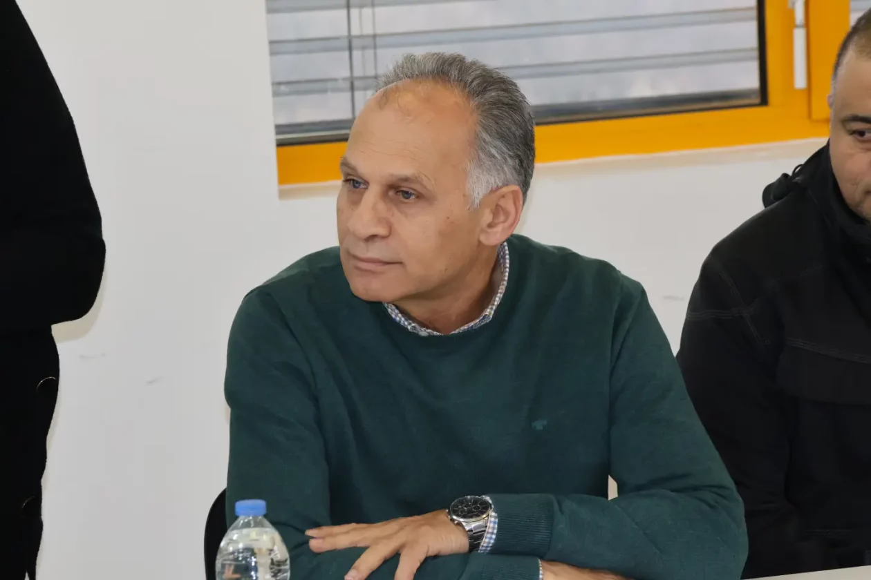 Društveni dom Parag, konferencija, Veljko Kajtazi, Nikola Novak, Suzana Krčmar 21.12.2025 (17)