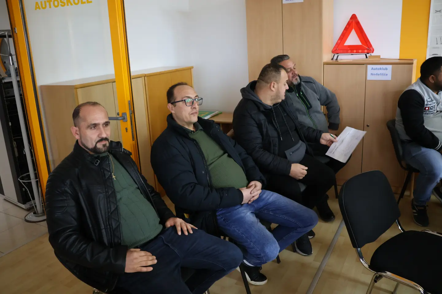 Društveni dom Parag, konferencija, Veljko Kajtazi, Nikola Novak, Suzana Krčmar 21.12.2025 (2)