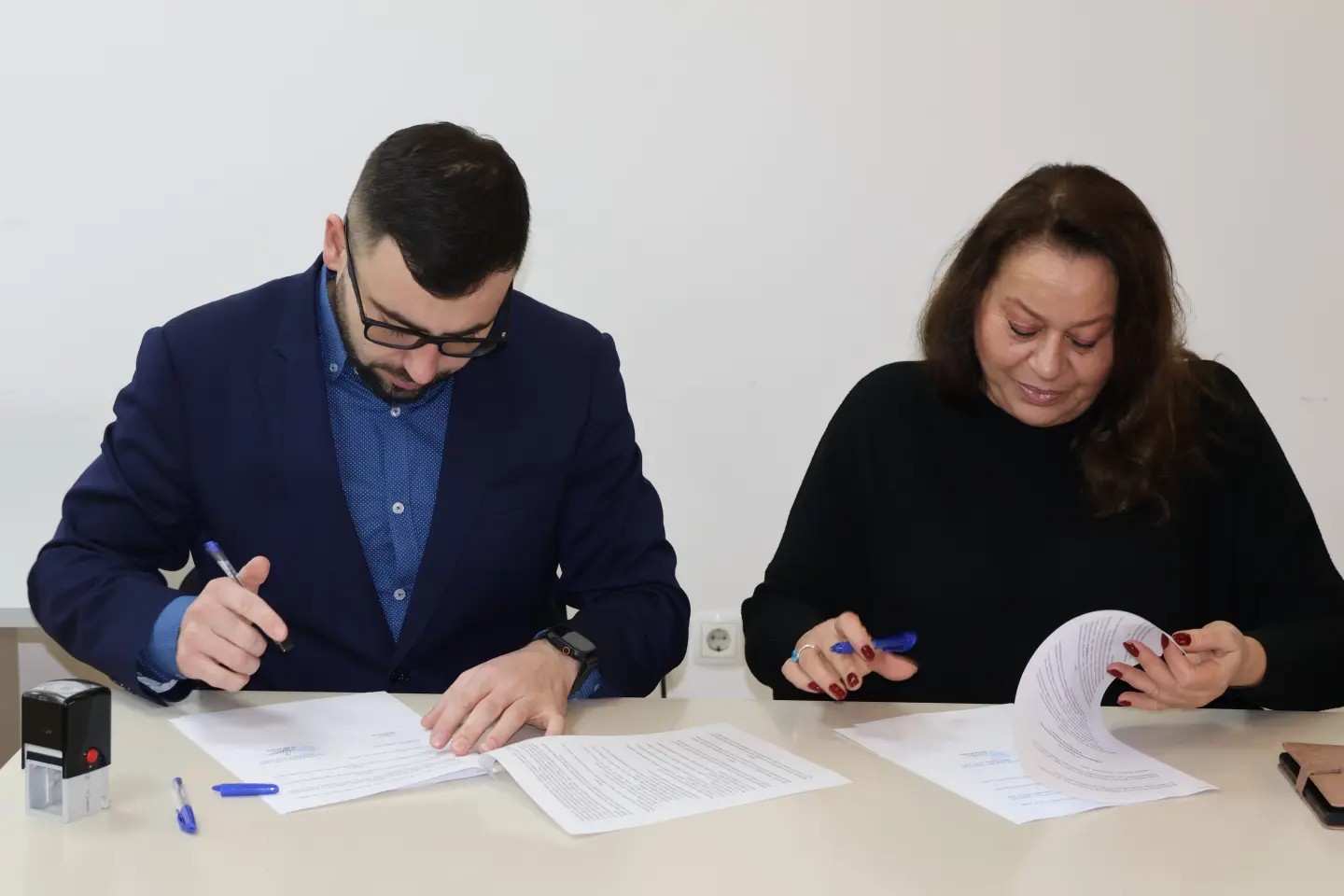 Društveni dom Parag, konferencija, Veljko Kajtazi, Nikola Novak, Suzana Krčmar 21.12.2025 (30)