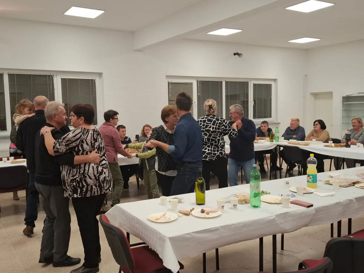 Društvo Veteran – martinje 2024 (16) Društvo Veteran – martinje 2024 (16)