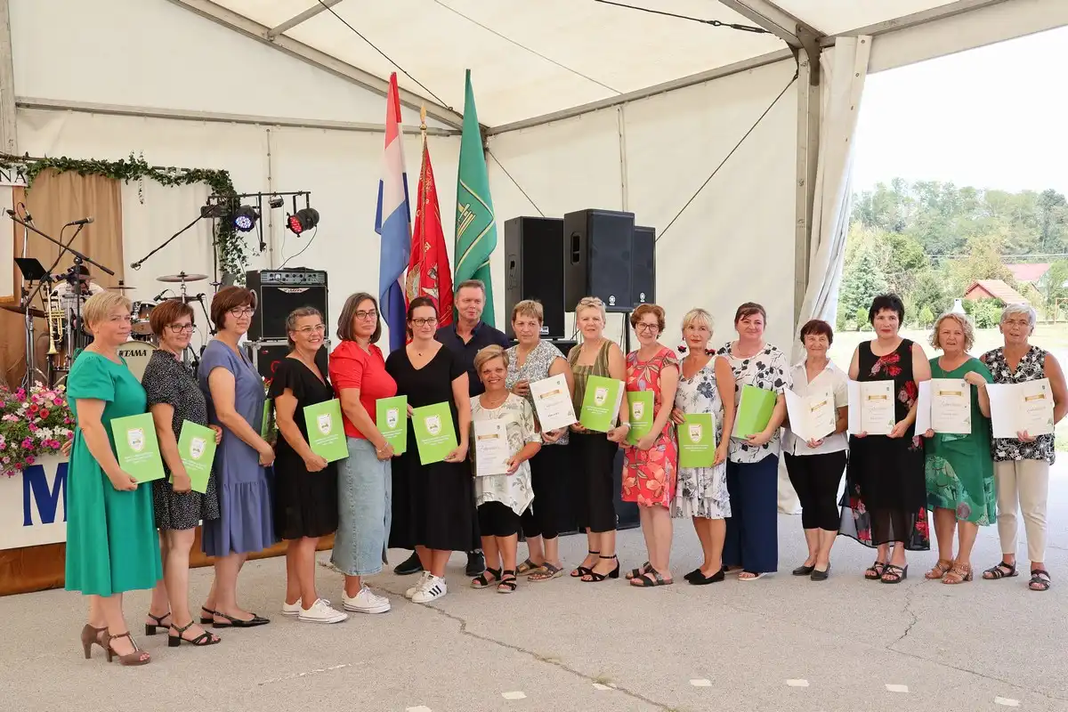 Društvo žena Macinec – 20 godina (14) Društvo žena Macinec – 20 godina (14)