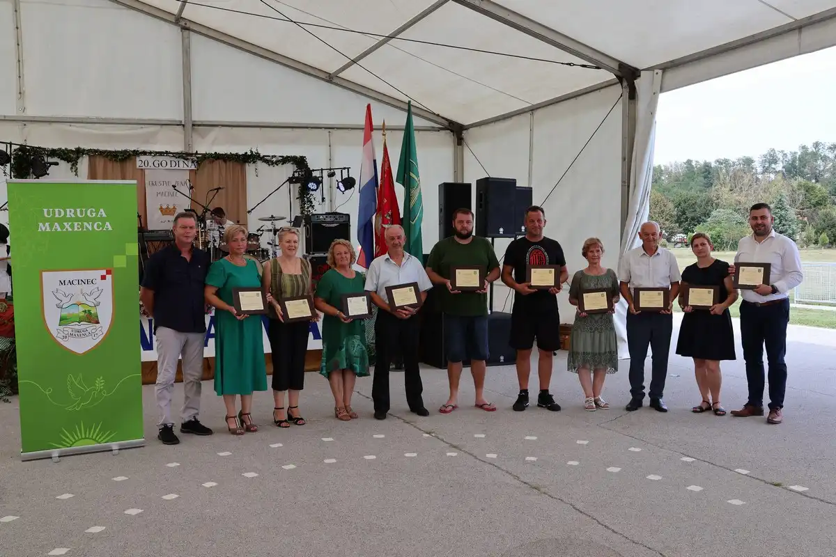 Društvo žena Macinec – 20 godina (15) Društvo žena Macinec – 20 godina (15)