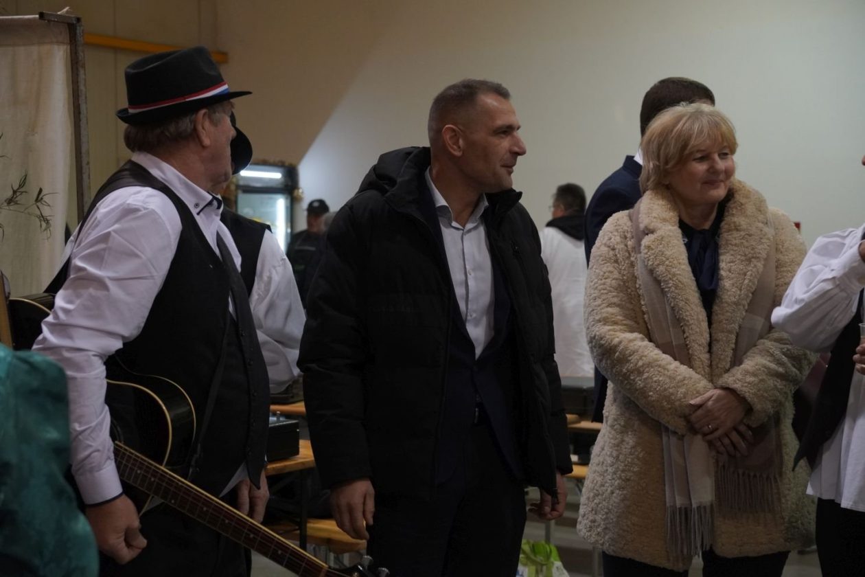 Državna i 49. međunarodna izložba malih životinja Nedelišće (93) Državna i 49. međunarodna izložba malih životinja Nedelišće (93)