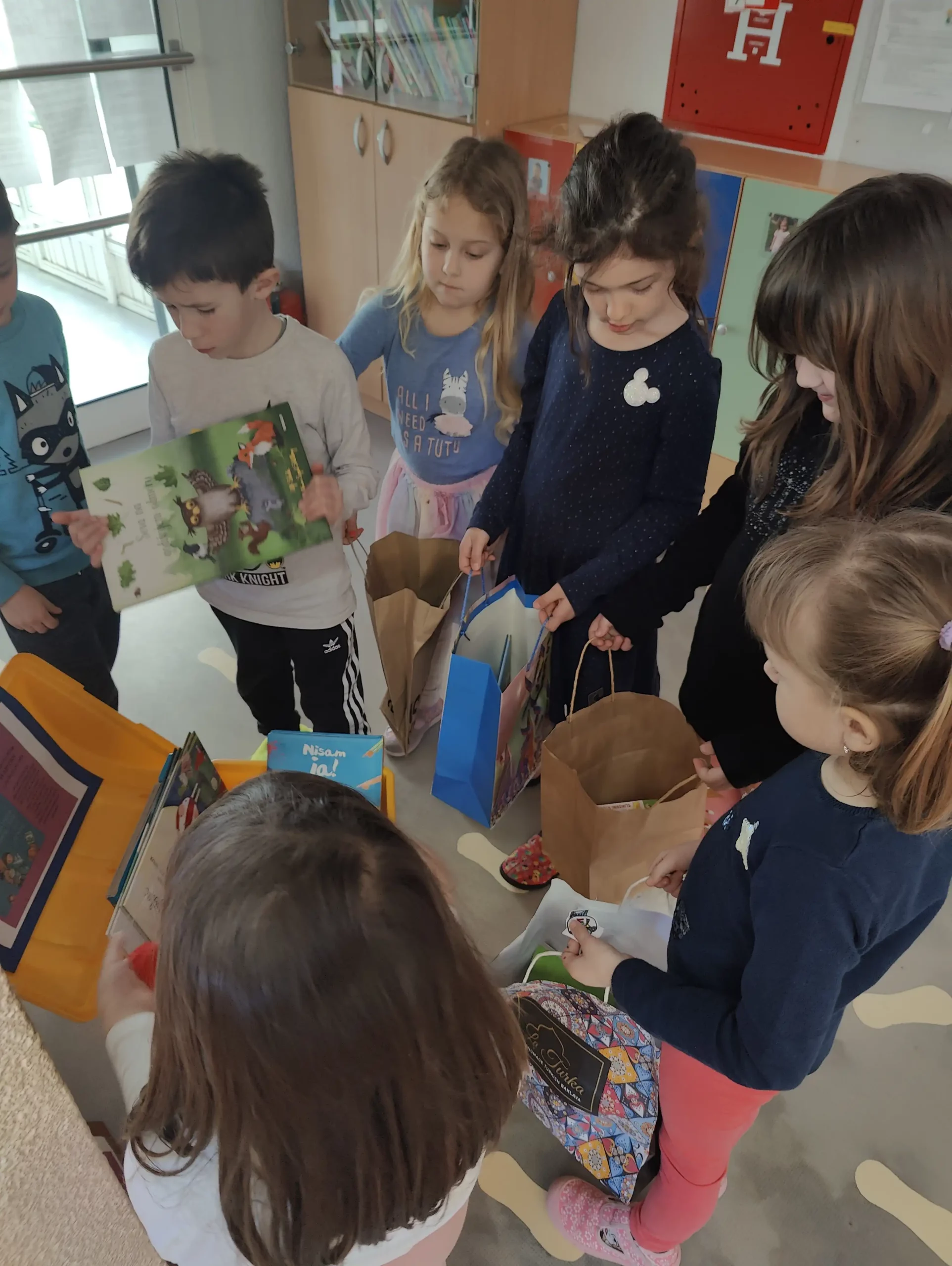 Dv Cvrčak (5) Dv Cvrčak (5)