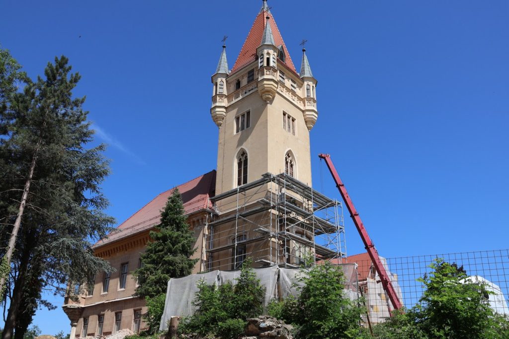 Dvorac Feštetić, obnova (1)