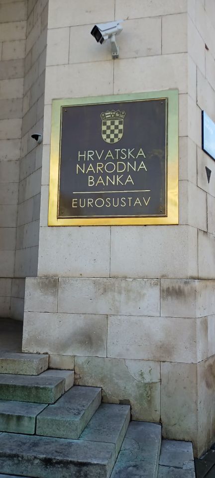 EDUKACIJA I CVIJEĆE Međimurski umirovljenici u zajedničkom izletu u Zagreb (1)