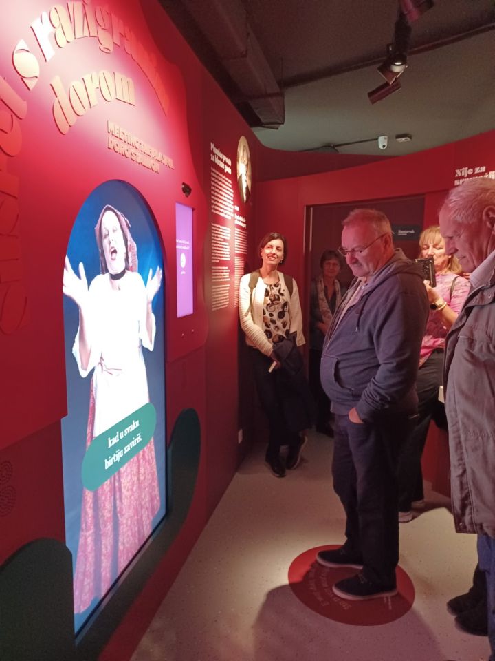 EDUKATIVNI IZLET Pjevački zbor Sveti Juraj na Bregu u sklopu proslave 20 godina posjetio Slavoniju (5)