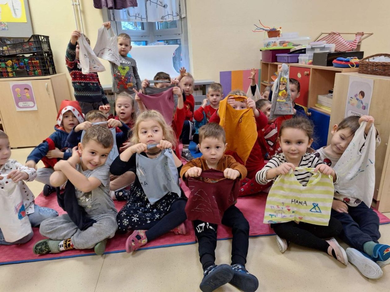 EKO EDUKACIJA Djeca iz vrtića ‘Zvončić’ obilježila Dan bez plastičnih vrećica (3)