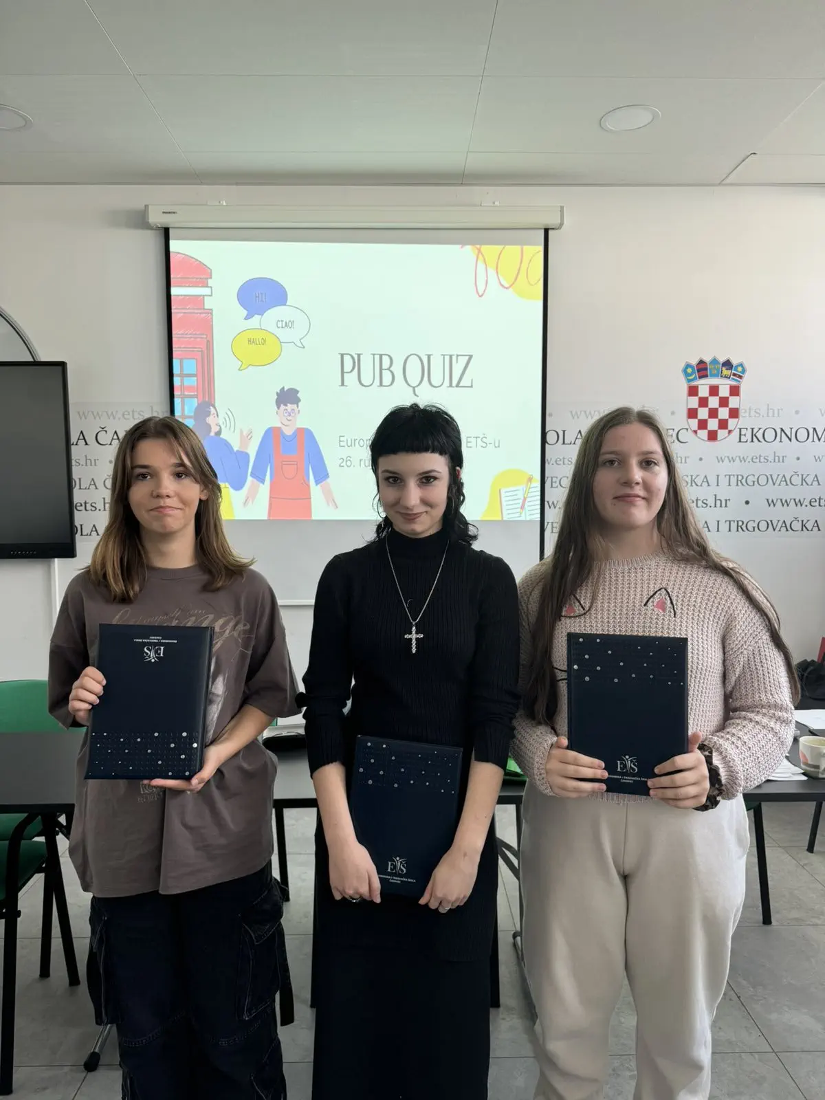 EKONOMSKA I TRGOVAČKA ŠKOLA ČK Pub kviz povodom Europskog dana jezika Zabavno natjecanje u znanju jezika (5)