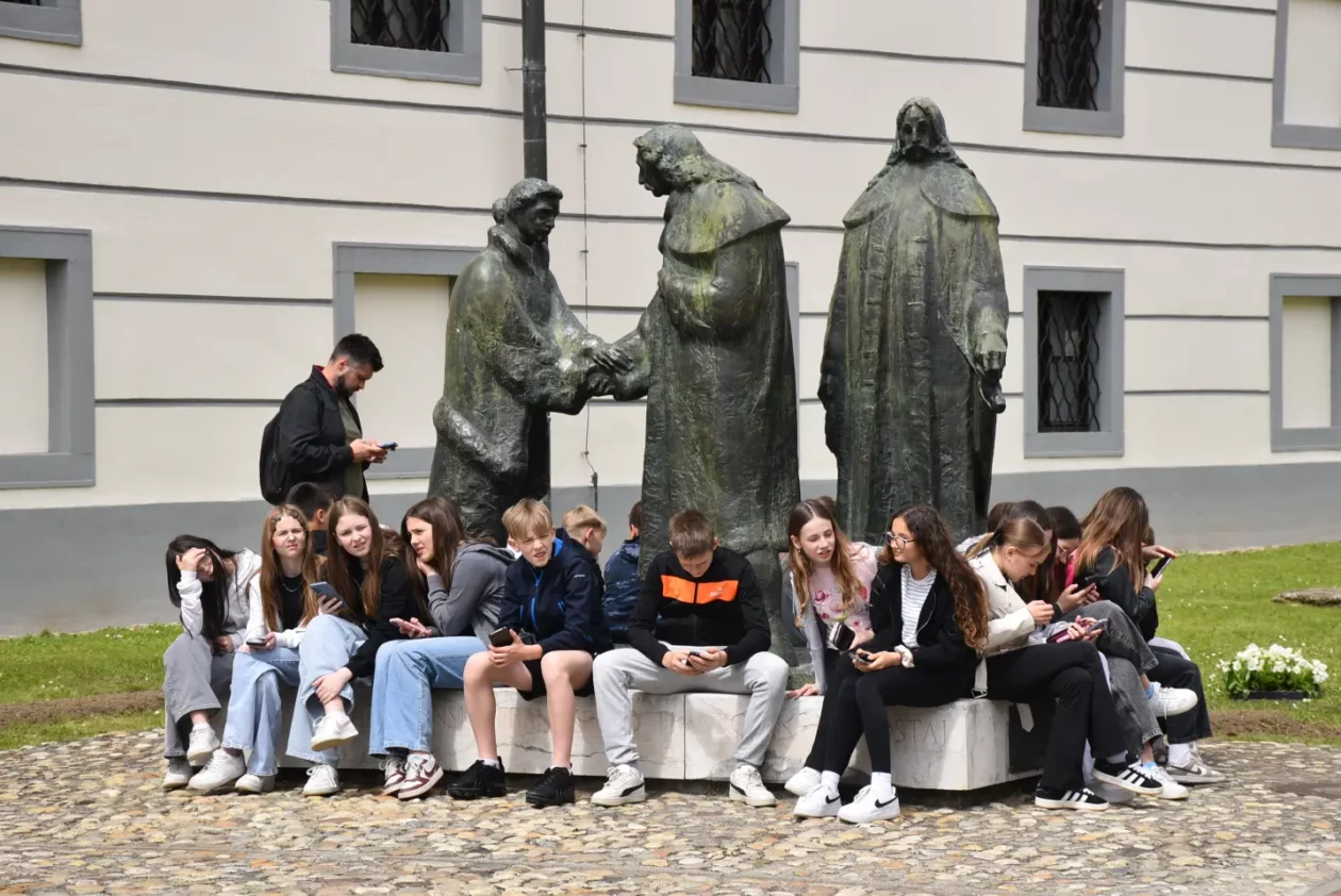 EU dan, sadnja, Pozoj (2) EU dan, sadnja, Pozoj (2)