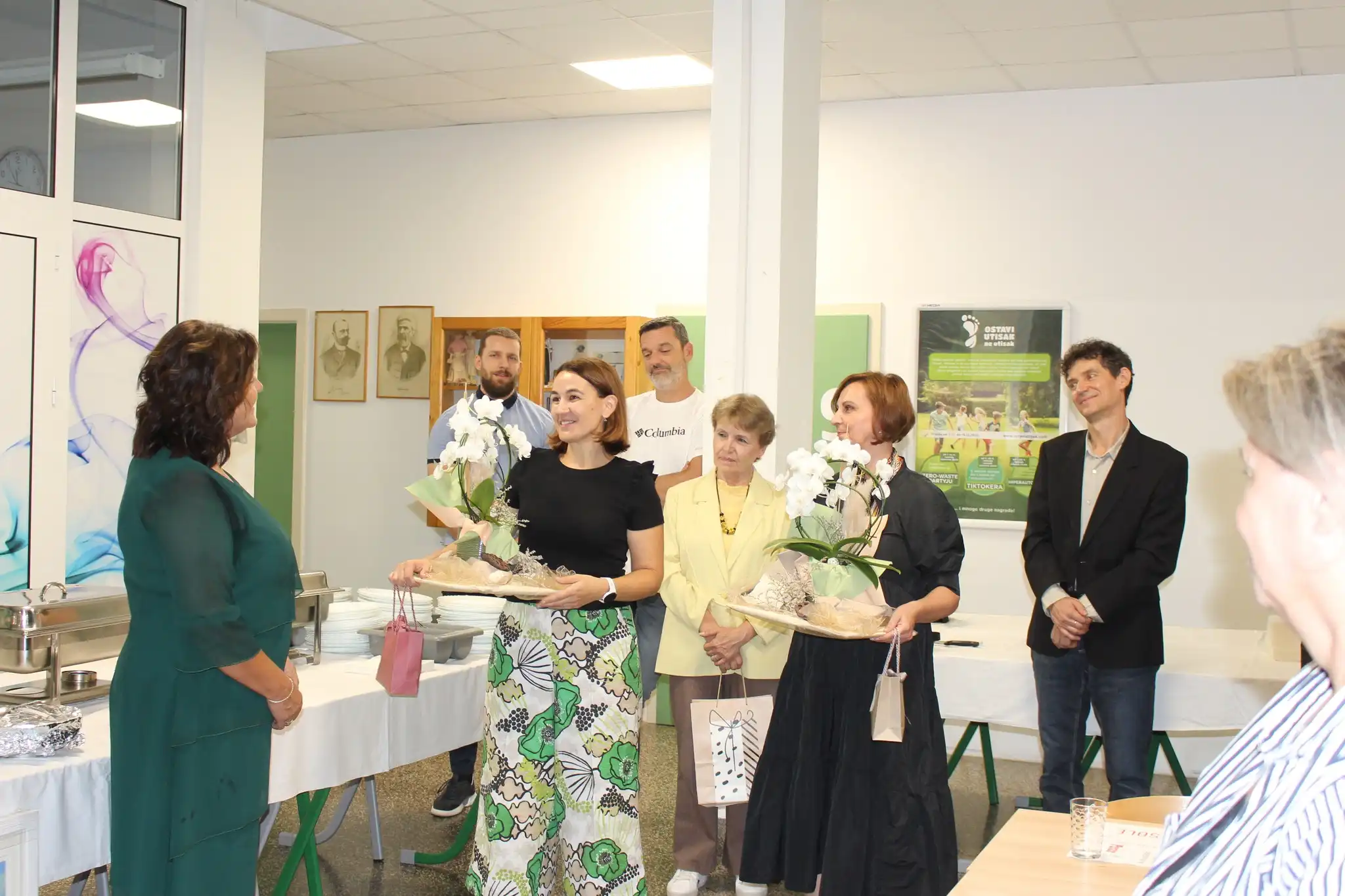 Ekonomska i trgovačka škola čakovec – Dušanka Novak, Ljerka Bogdan i Emilija Igrec (8) Ekonomska i trgovačka škola čakovec – Dušanka Novak, Ljerka Bogdan i Emilija Igrec (8)