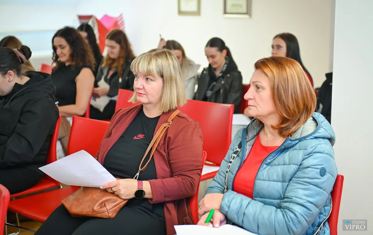 Esmeralda Slaviček (2)