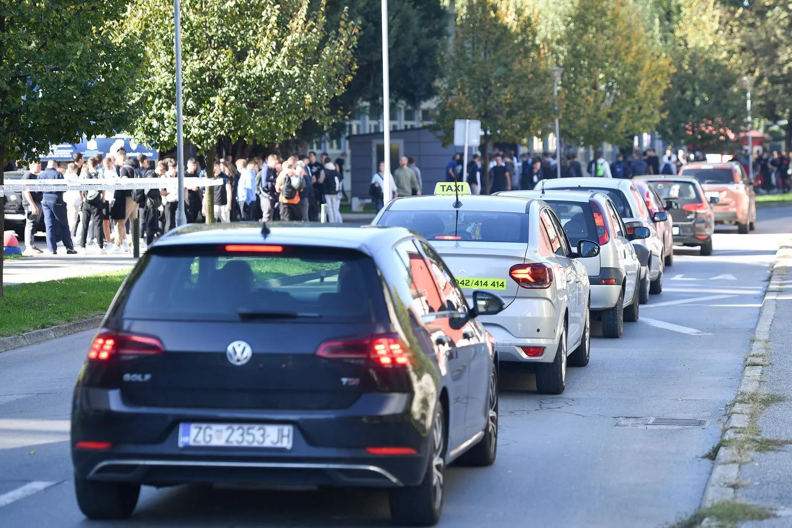 Evakuacija srednjih škola zbog prijetećih poruka bombom 2024 (6)