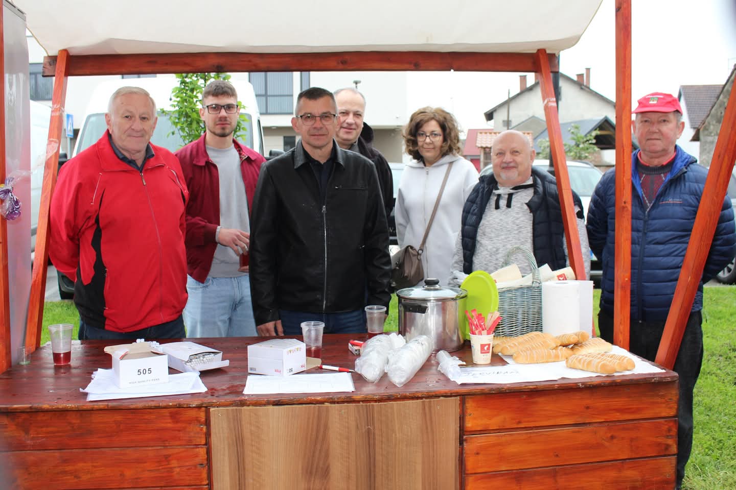 Predstavljanje kandidature, Roberto Ujlaki