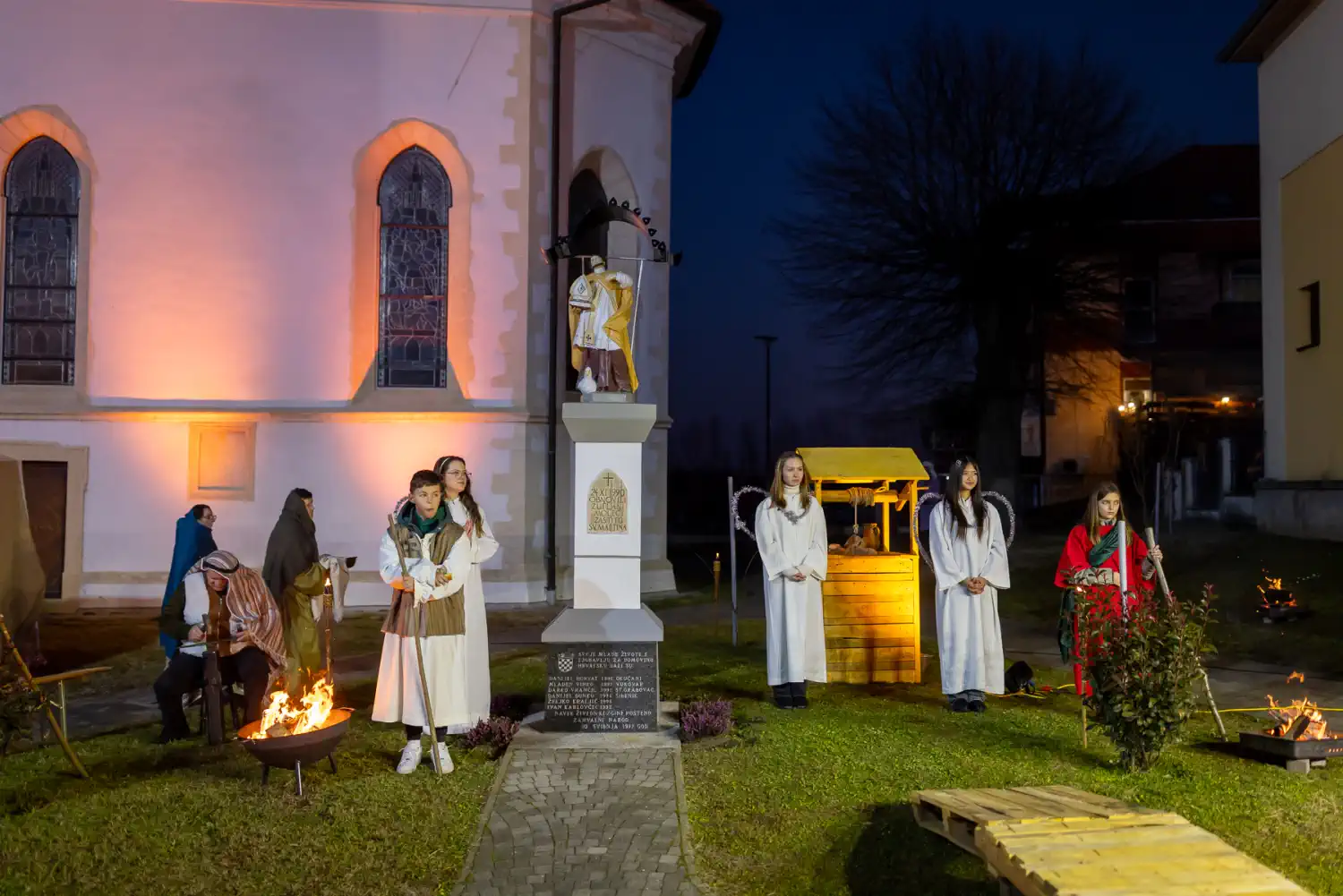 FOTO Bogati blagdanski program u Svetom Martinu na Muri razveselio sve generacije (27)