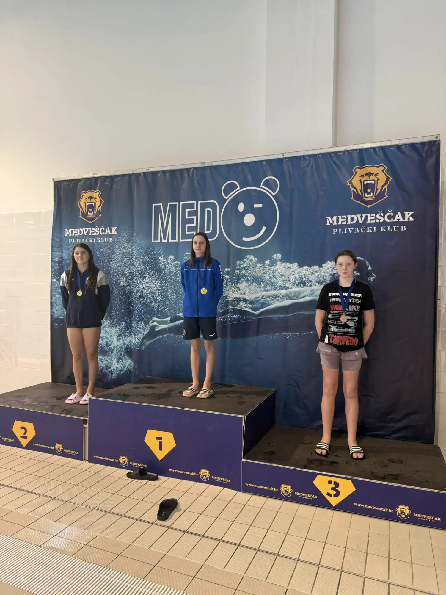 FOTO Članovi ČPK-a zasluženo osvojili šest medalja na plivačkom natjecanju ‘MEDO’ (7) FOTO Članovi ČPK-a zasluženo osvojili šest medalja na plivačkom natjecanju ‘MEDO’ (7)