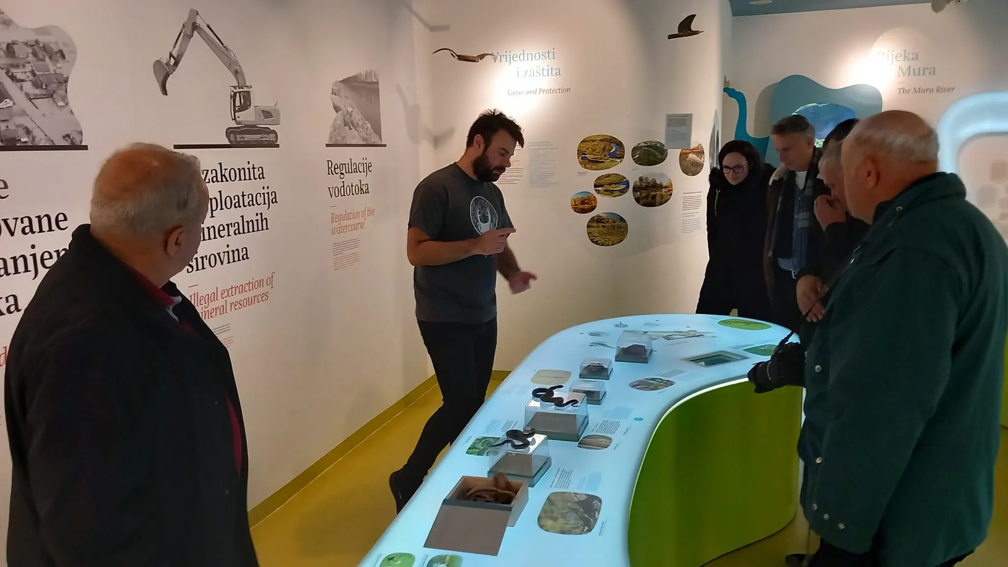 FOTO Članovi Društva pedagoga tehničke kulture Varaždina i Međimurske županije na stručnoj ekskurziji po Međimurju (21) FOTO Članovi Društva pedagoga tehničke kulture Varaždina i Međimurske županije na stručnoj ekskurziji po Međimurju (21)