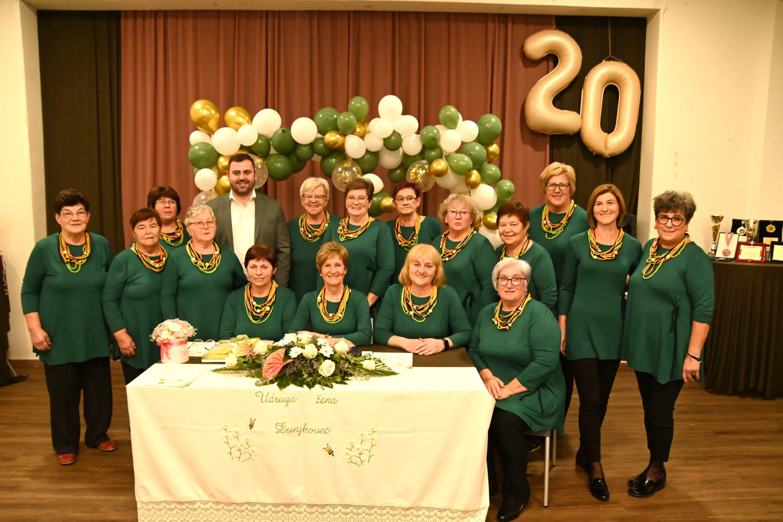 FOTO Dvadeset godina predanosti i uspjeha Udruga žena Dunjkovec obilježila veliku obljetnicu (14) FOTO Dvadeset godina predanosti i uspjeha Udruga žena Dunjkovec obilježila veliku obljetnicu (14)