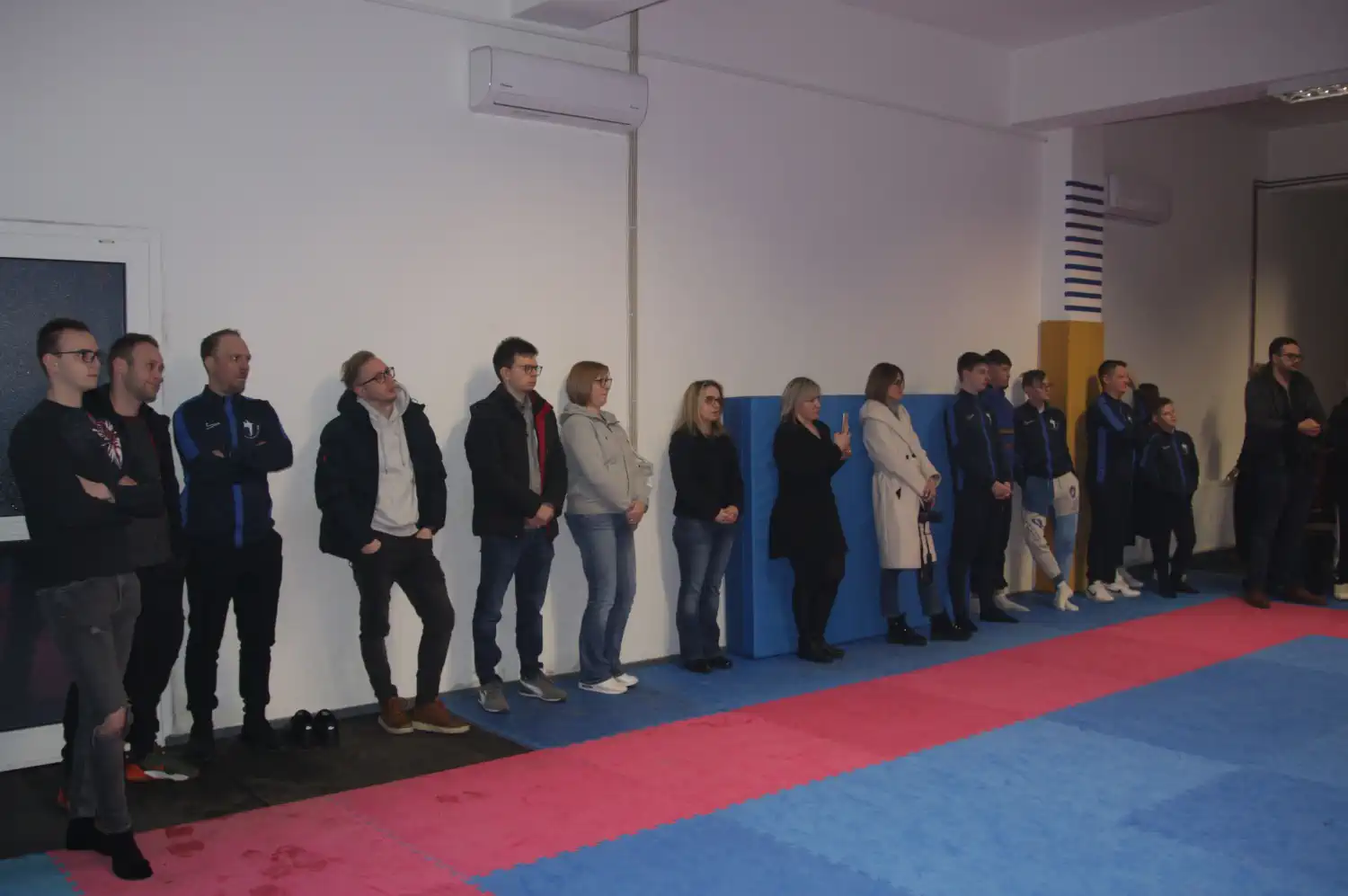 FOTO Europska bronca stigla kući Petar Slukić svečano dočekan u Maloj Subotici (5) FOTO Europska bronca stigla kući Petar Slukić svečano dočekan u Maloj Subotici (5)