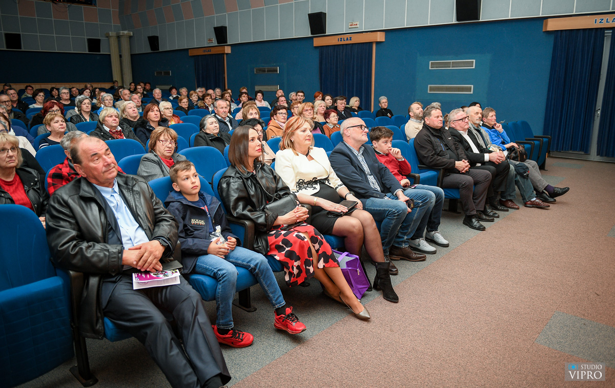 FOTO Humanitarni koncert u Prelogu Mladi glazbenici u akciji za pomoć potrebitima (7)