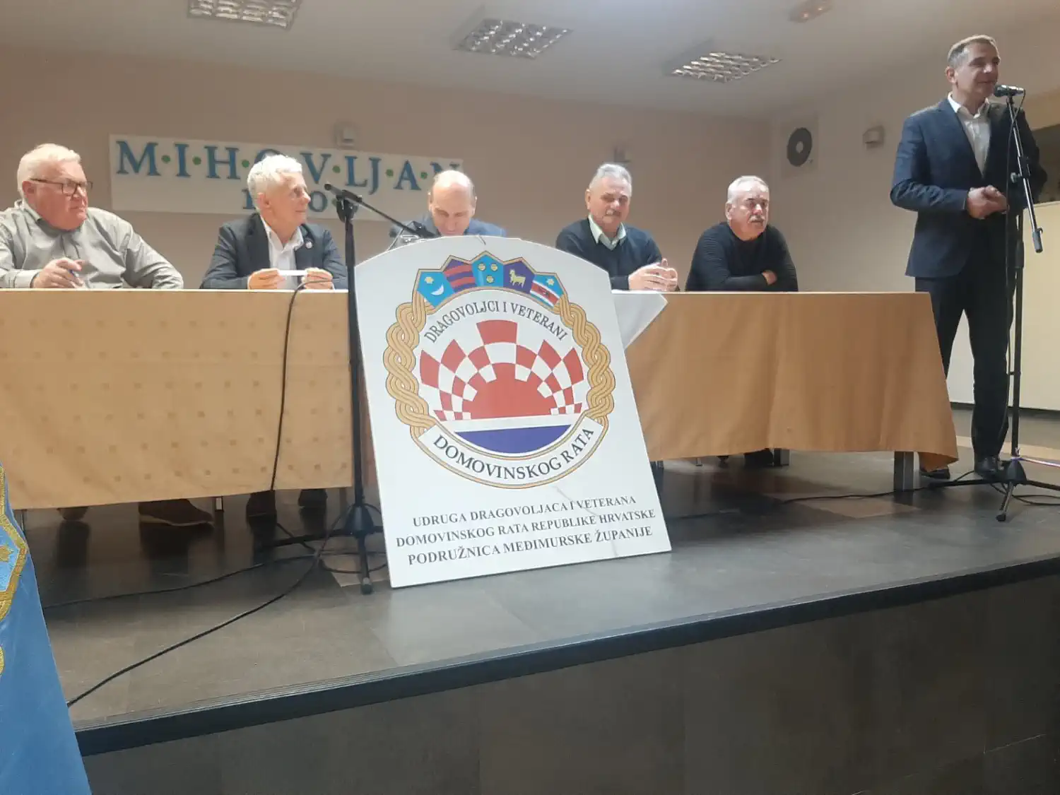 FOTO Izvještajni Sabor Udruge veterana u Mihovljanu Čestitke i najave za 2025. godinu (2) FOTO Izvještajni Sabor Udruge veterana u Mihovljanu Čestitke i najave za 2025. godinu (2)