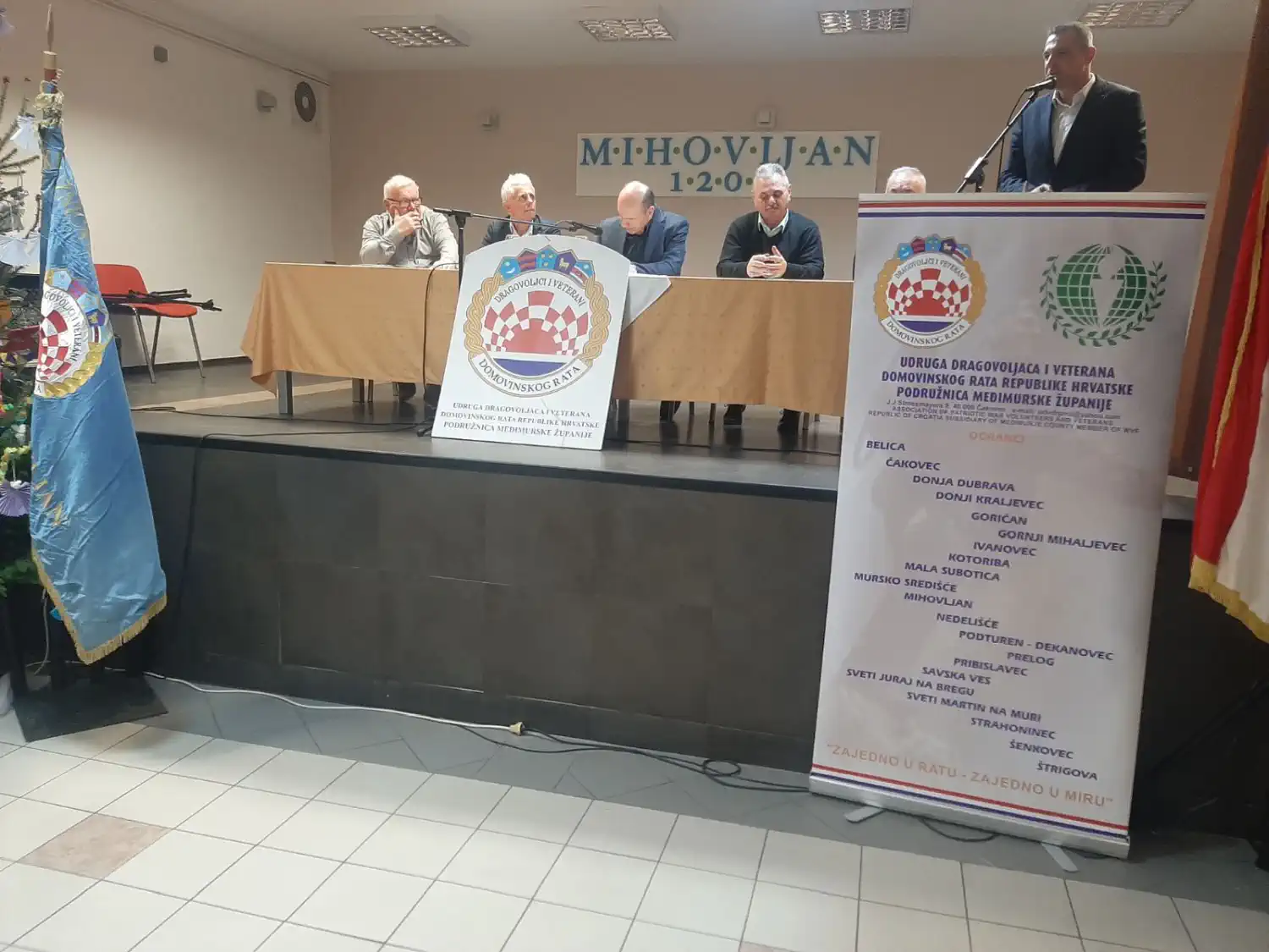 FOTO Izvještajni Sabor Udruge veterana u Mihovljanu Čestitke i najave za 2025. godinu (3) FOTO Izvještajni Sabor Udruge veterana u Mihovljanu Čestitke i najave za 2025. godinu (3)