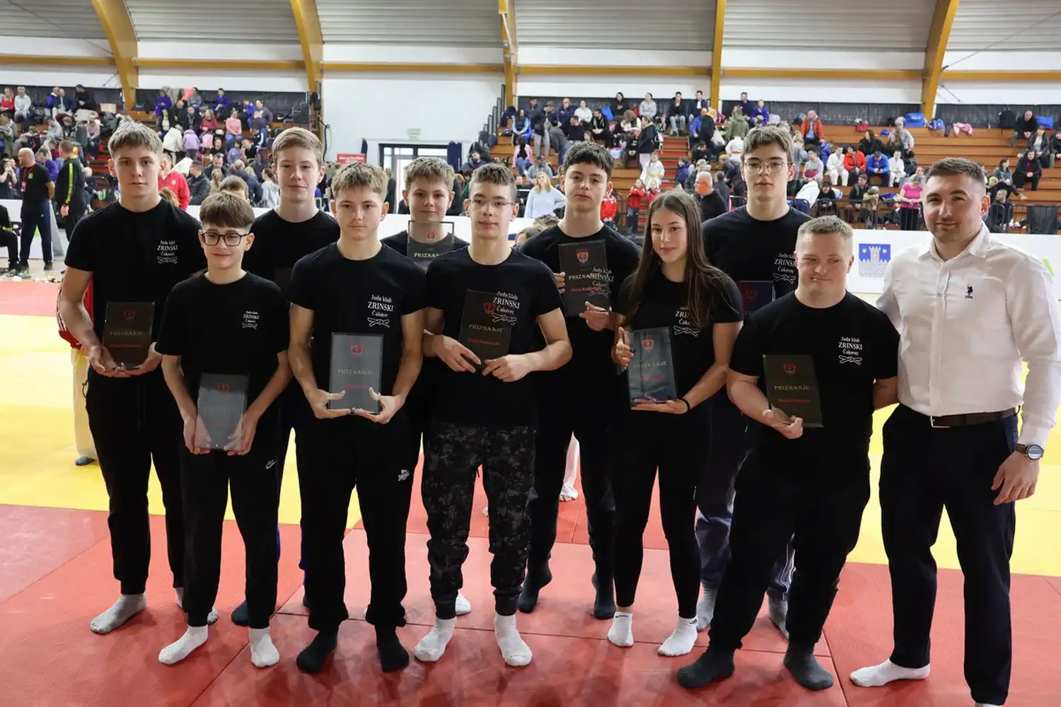 FOTO Međunarodni judo turnir u Nedelišću Borci iz 10 zemalja pokazali sjajne vještine (23) FOTO Međunarodni judo turnir u Nedelišću Borci iz 10 zemalja pokazali sjajne vještine (23)